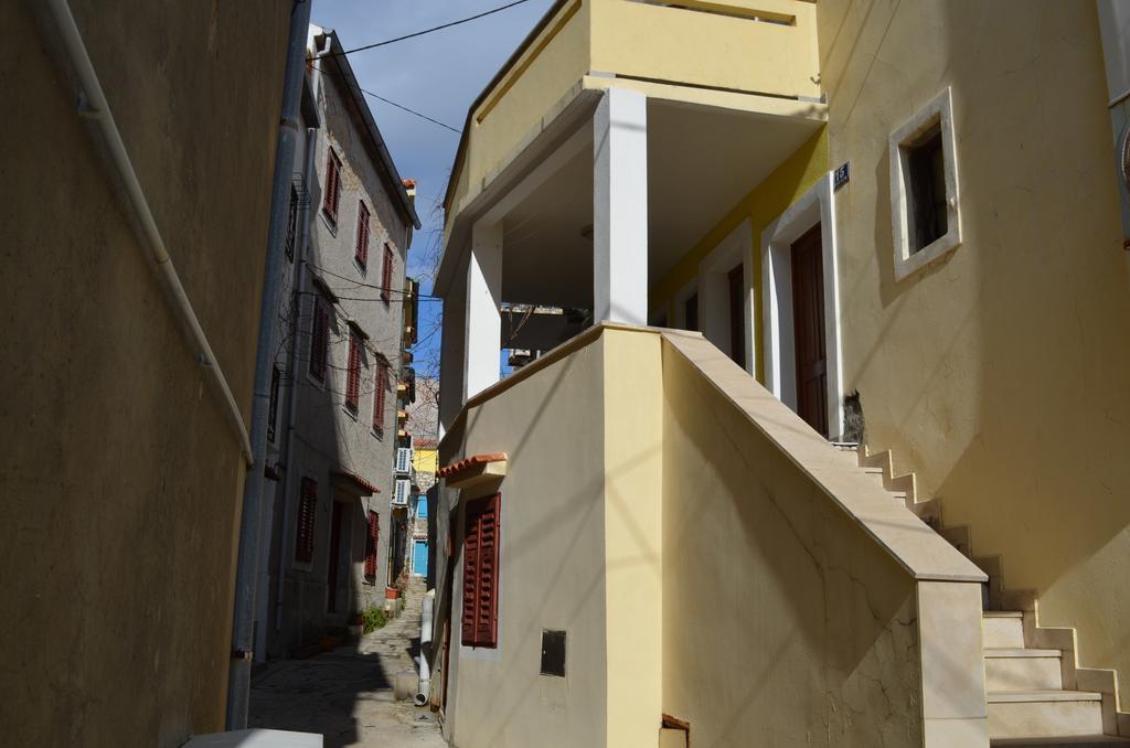 Apartment Željko Baška Buitenkant foto